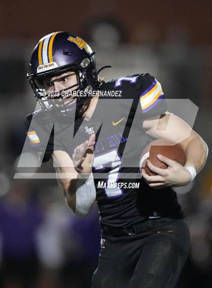 Thumbnail 2 in Liberty Hill vs. Flour Bluff (UIL 5A Division II Region 4 Semifinal) photogallery.
