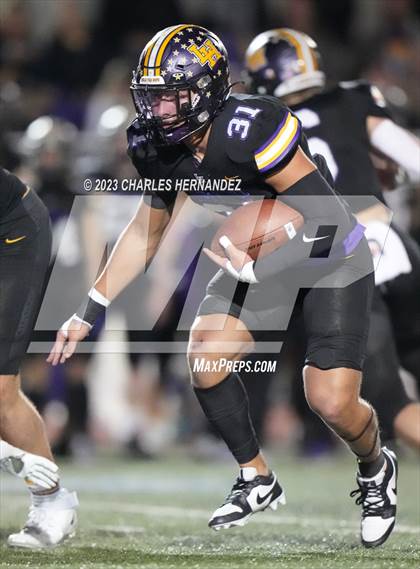 Thumbnail 1 in Liberty Hill vs. Flour Bluff (UIL 5A Division II Region 4 Semifinal) photogallery.
