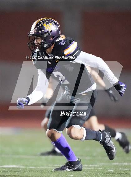 Thumbnail 2 in Liberty Hill vs. Flour Bluff (UIL 5A Division II Region 4 Semifinal) photogallery.