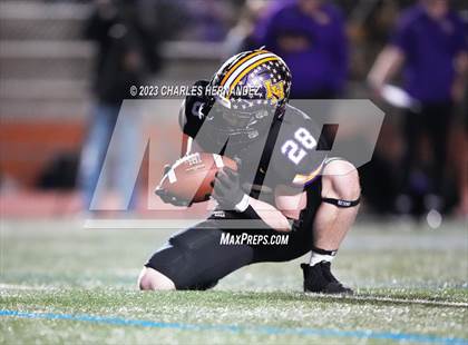 Thumbnail 2 in Liberty Hill vs. Flour Bluff (UIL 5A Division II Region 4 Semifinal) photogallery.