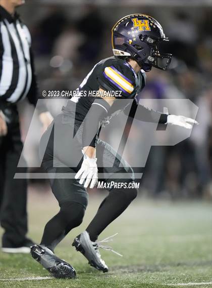 Thumbnail 3 in Liberty Hill vs. Flour Bluff (UIL 5A Division II Region 4 Semifinal) photogallery.