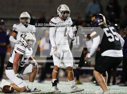 Thumbnail 2 in Liberty Hill vs. Flour Bluff (UIL 5A Division II Region 4 Semifinal) photogallery.