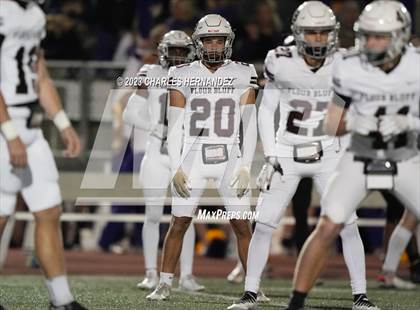 Thumbnail 3 in Liberty Hill vs. Flour Bluff (UIL 5A Division II Region 4 Semifinal) photogallery.