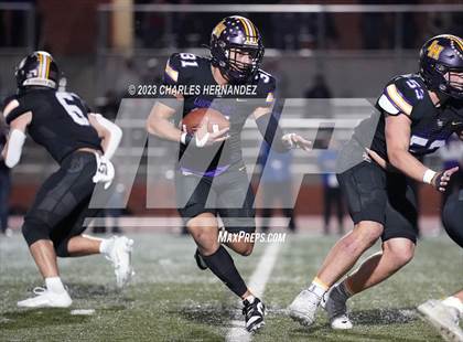Thumbnail 1 in Liberty Hill vs. Flour Bluff (UIL 5A Division II Region 4 Semifinal) photogallery.