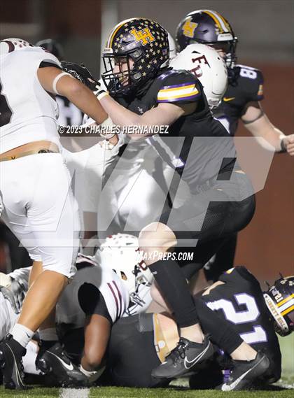 Thumbnail 2 in Liberty Hill vs. Flour Bluff (UIL 5A Division II Region 4 Semifinal) photogallery.