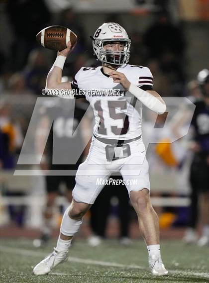 Thumbnail 1 in Liberty Hill vs. Flour Bluff (UIL 5A Division II Region 4 Semifinal) photogallery.