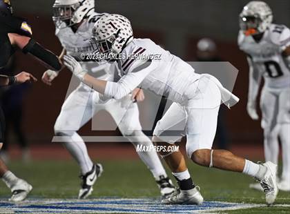 Thumbnail 2 in Liberty Hill vs. Flour Bluff (UIL 5A Division II Region 4 Semifinal) photogallery.