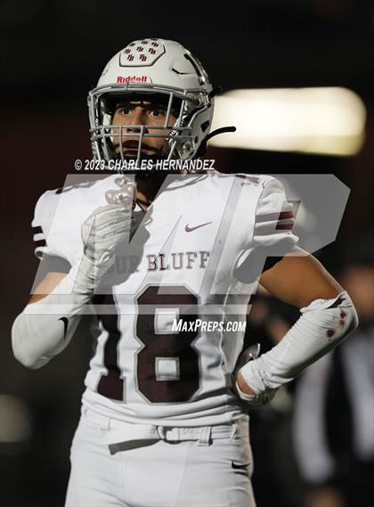 Thumbnail 3 in Liberty Hill vs. Flour Bluff (UIL 5A Division II Region 4 Semifinal) photogallery.