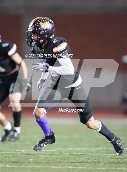 Thumbnail 1 in Liberty Hill vs. Flour Bluff (UIL 5A Division II Region 4 Semifinal) photogallery.
