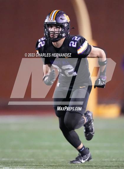 Thumbnail 3 in Liberty Hill vs. Flour Bluff (UIL 5A Division II Region 4 Semifinal) photogallery.