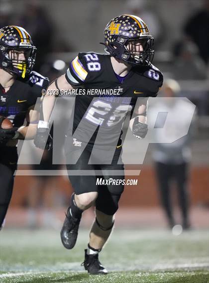 Thumbnail 1 in Liberty Hill vs. Flour Bluff (UIL 5A Division II Region 4 Semifinal) photogallery.