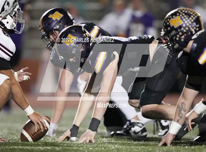 Thumbnail 1 in Liberty Hill vs. Flour Bluff (UIL 5A Division II Region 4 Semifinal) photogallery.
