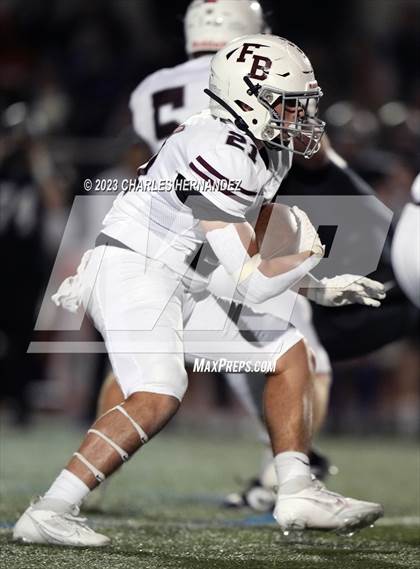 Thumbnail 2 in Liberty Hill vs. Flour Bluff (UIL 5A Division II Region 4 Semifinal) photogallery.