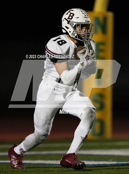 Thumbnail 1 in Liberty Hill vs. Flour Bluff (UIL 5A Division II Region 4 Semifinal) photogallery.