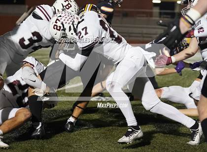 Thumbnail 1 in Liberty Hill vs. Flour Bluff (UIL 5A Division II Region 4 Semifinal) photogallery.
