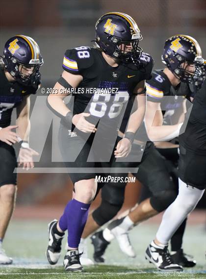 Thumbnail 3 in Liberty Hill vs. Flour Bluff (UIL 5A Division II Region 4 Semifinal) photogallery.