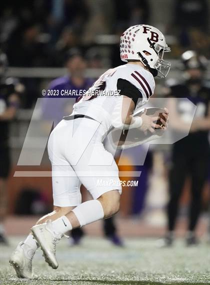 Thumbnail 2 in Liberty Hill vs. Flour Bluff (UIL 5A Division II Region 4 Semifinal) photogallery.