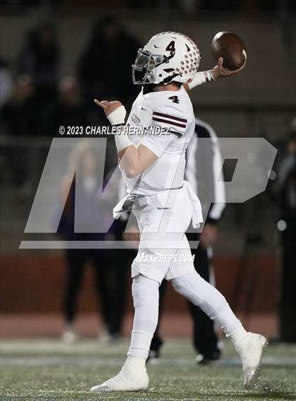 Thumbnail 3 in Liberty Hill vs. Flour Bluff (UIL 5A Division II Region 4 Semifinal) photogallery.