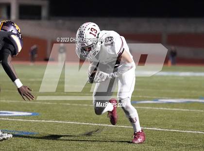 Thumbnail 2 in Liberty Hill vs. Flour Bluff (UIL 5A Division II Region 4 Semifinal) photogallery.