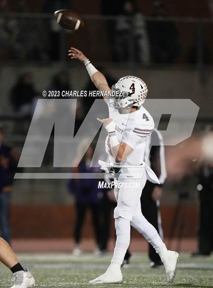 Thumbnail 2 in Liberty Hill vs. Flour Bluff (UIL 5A Division II Region 4 Semifinal) photogallery.