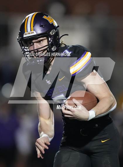 Thumbnail 3 in Liberty Hill vs. Flour Bluff (UIL 5A Division II Region 4 Semifinal) photogallery.