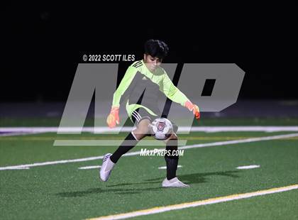 Thumbnail 3 in Whitehall-Yearling vs. Bloom-Carroll (OHSAA D2 District) photogallery.