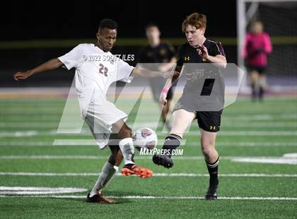 Thumbnail 1 in Whitehall-Yearling vs. Bloom-Carroll (OHSAA D2 District) photogallery.
