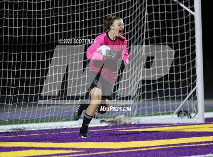 Thumbnail 3 in Whitehall-Yearling vs. Bloom-Carroll (OHSAA D2 District) photogallery.