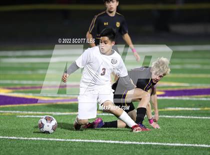 Thumbnail 2 in Whitehall-Yearling vs. Bloom-Carroll (OHSAA D2 District) photogallery.