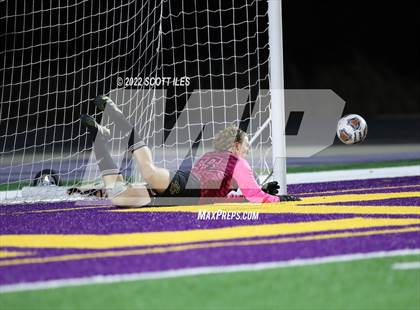 Thumbnail 2 in Whitehall-Yearling vs. Bloom-Carroll (OHSAA D2 District) photogallery.