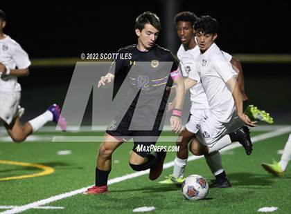 Thumbnail 1 in Whitehall-Yearling vs. Bloom-Carroll (OHSAA D2 District) photogallery.