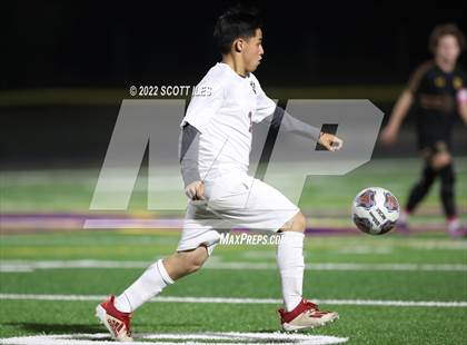 Thumbnail 2 in Whitehall-Yearling vs. Bloom-Carroll (OHSAA D2 District) photogallery.