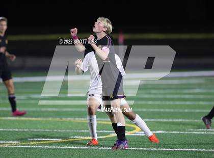 Thumbnail 1 in Whitehall-Yearling vs. Bloom-Carroll (OHSAA D2 District) photogallery.