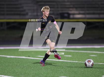 Thumbnail 3 in Whitehall-Yearling vs. Bloom-Carroll (OHSAA D2 District) photogallery.