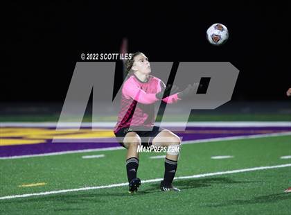 Thumbnail 2 in Whitehall-Yearling vs. Bloom-Carroll (OHSAA D2 District) photogallery.
