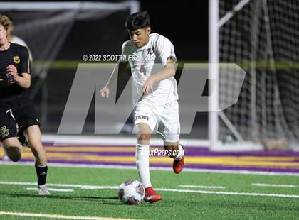 Thumbnail 2 in Whitehall-Yearling vs. Bloom-Carroll (OHSAA D2 District) photogallery.