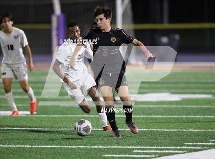 Thumbnail 3 in Whitehall-Yearling vs. Bloom-Carroll (OHSAA D2 District) photogallery.