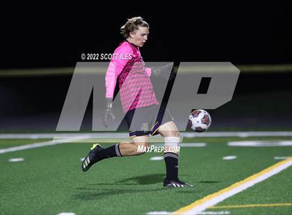 Thumbnail 3 in Whitehall-Yearling vs. Bloom-Carroll (OHSAA D2 District) photogallery.