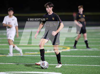 Thumbnail 3 in Whitehall-Yearling vs. Bloom-Carroll (OHSAA D2 District) photogallery.