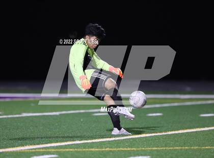 Thumbnail 3 in Whitehall-Yearling vs. Bloom-Carroll (OHSAA D2 District) photogallery.
