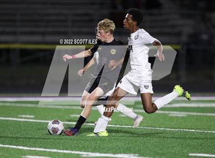 Thumbnail 3 in Whitehall-Yearling vs. Bloom-Carroll (OHSAA D2 District) photogallery.