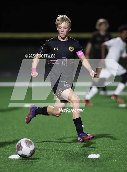Thumbnail 2 in Whitehall-Yearling vs. Bloom-Carroll (OHSAA D2 District) photogallery.