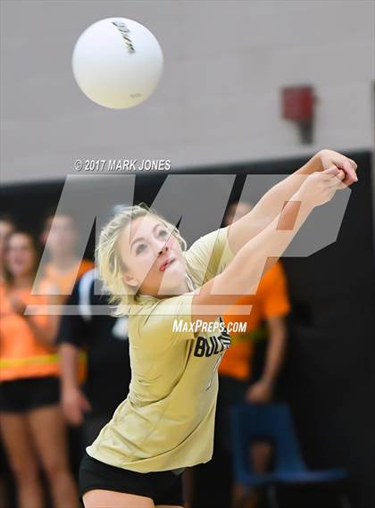 Thumbnail 3 in Sunnyslope vs. Queen Creek (AIA 5A Final) photogallery.