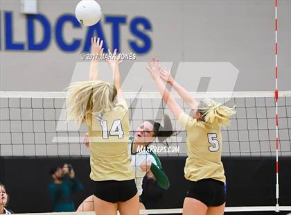 Thumbnail 2 in Sunnyslope vs. Queen Creek (AIA 5A Final) photogallery.