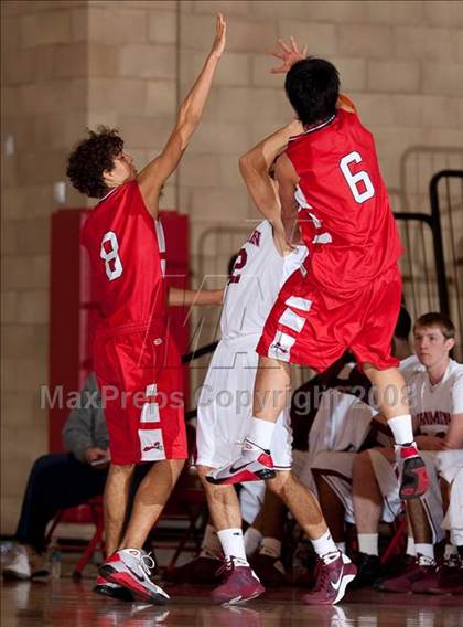 Thumbnail 2 in Don Bosco Prep vs St. Georges, Canada (MaxPreps Holiday Classic) photogallery.