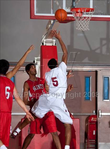 Thumbnail 1 in Don Bosco Prep vs St. Georges, Canada (MaxPreps Holiday Classic) photogallery.