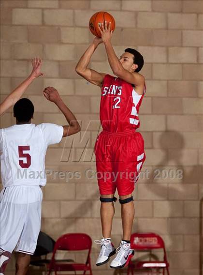 Thumbnail 3 in Don Bosco Prep vs St. Georges, Canada (MaxPreps Holiday Classic) photogallery.