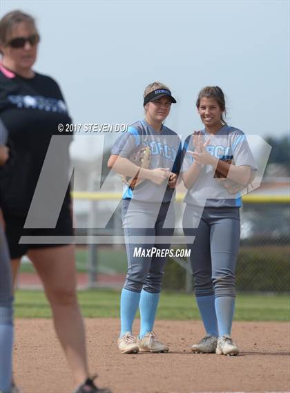 Thumbnail 1 in Redlands vs. Norco photogallery.