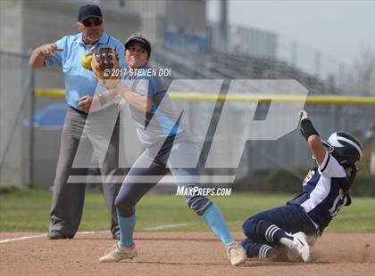 Thumbnail 3 in Redlands vs. Norco photogallery.