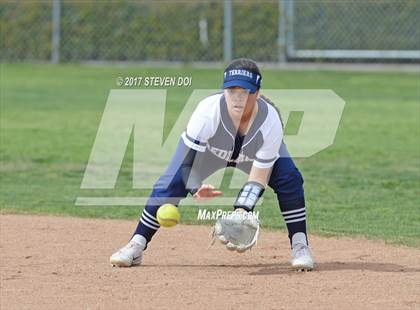 Thumbnail 3 in Redlands vs. Norco photogallery.